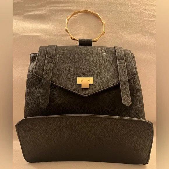 Backpack/Purse - Picture 1 of 2